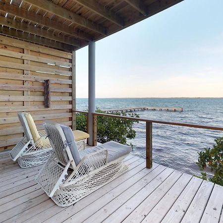 Thatch Caye Resort A Muy'Ono Resort Hopkins Bagian luar foto