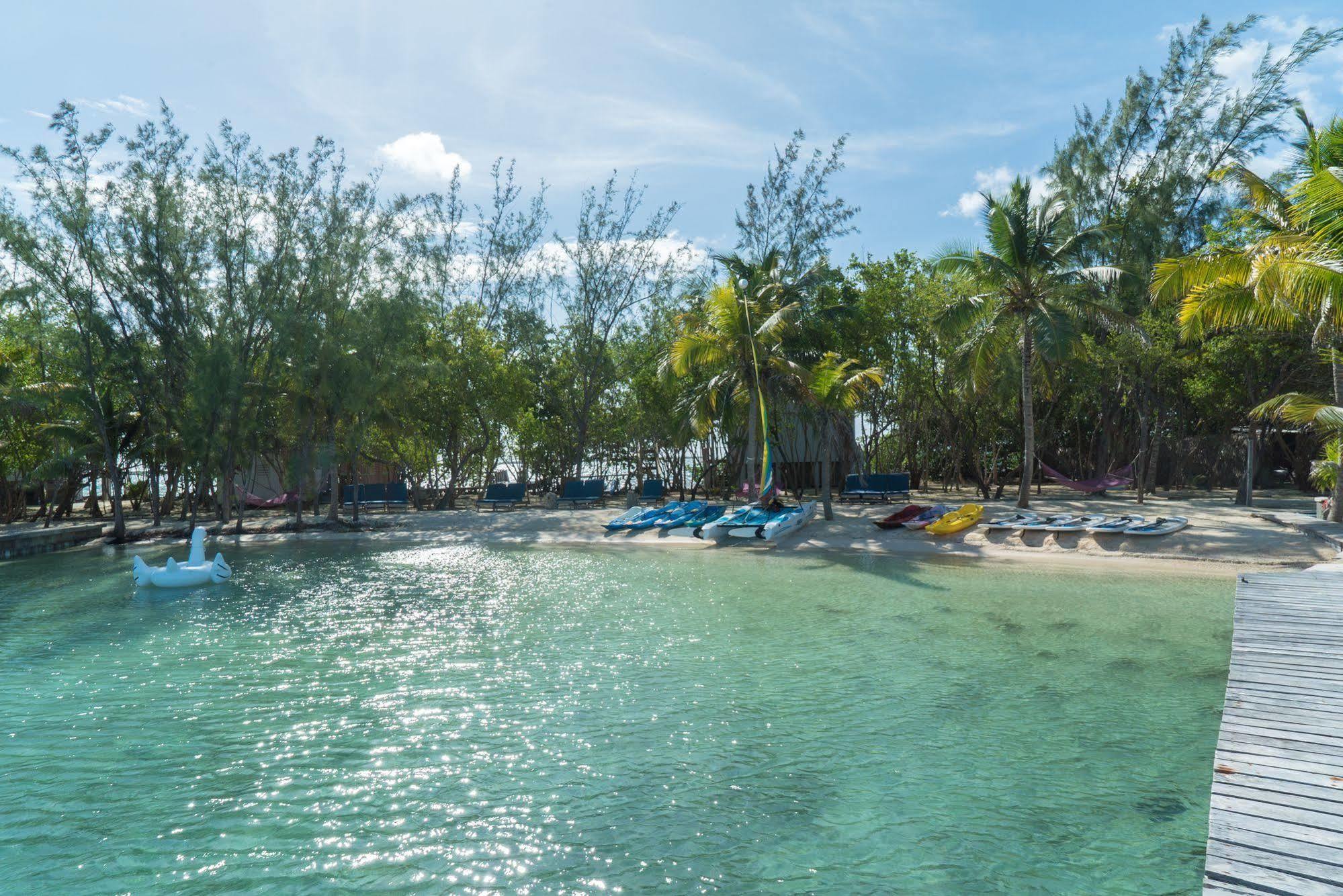 Thatch Caye Resort A Muy'Ono Resort Hopkins Bagian luar foto