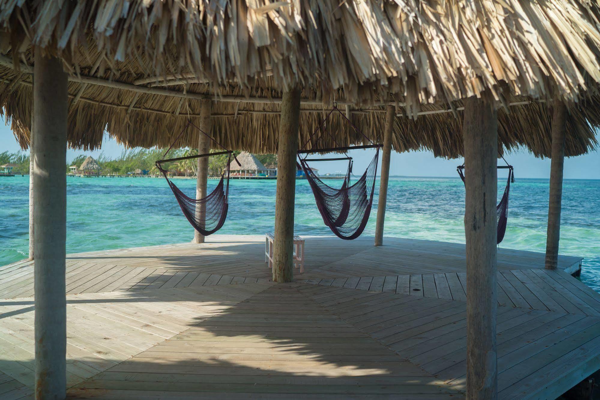 Thatch Caye Resort A Muy'Ono Resort Hopkins Bagian luar foto