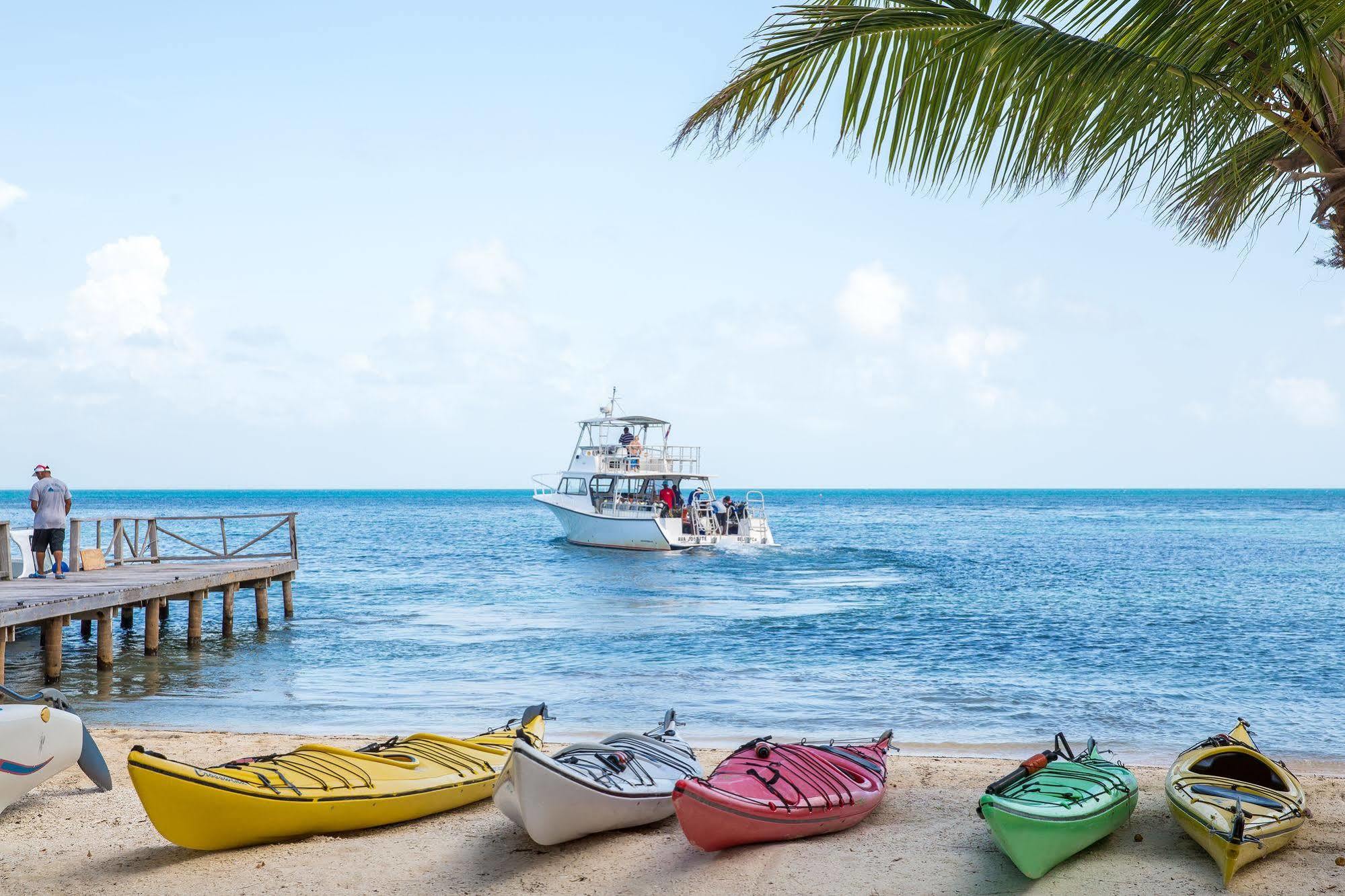 Thatch Caye Resort A Muy'Ono Resort Hopkins Bagian luar foto