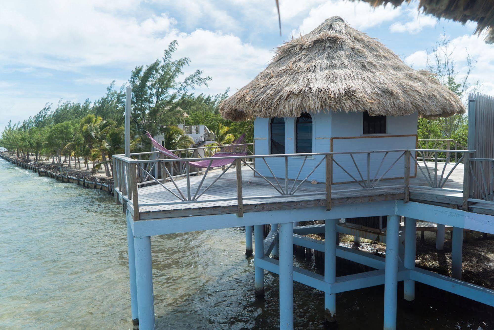 Thatch Caye Resort A Muy'Ono Resort Hopkins Bagian luar foto