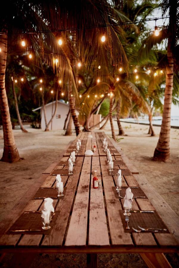 Thatch Caye Resort A Muy'Ono Resort Hopkins Bagian luar foto