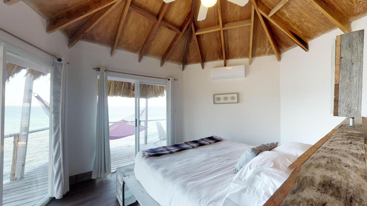 Thatch Caye Resort A Muy'Ono Resort Hopkins Bagian luar foto